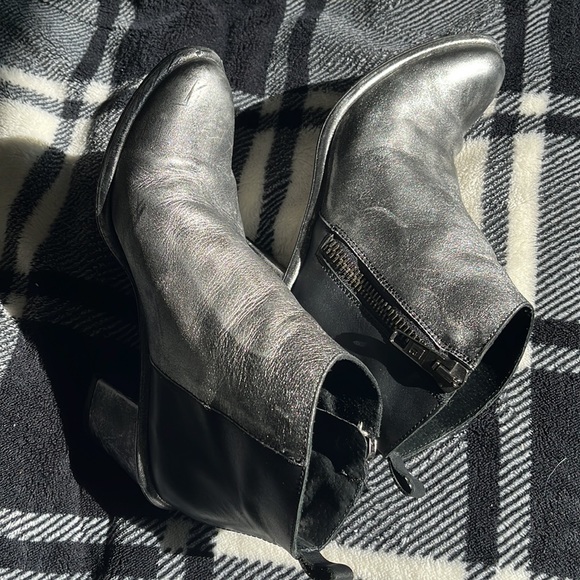 Miista metallic ankle boots Size 7 - Picture 7 of 9